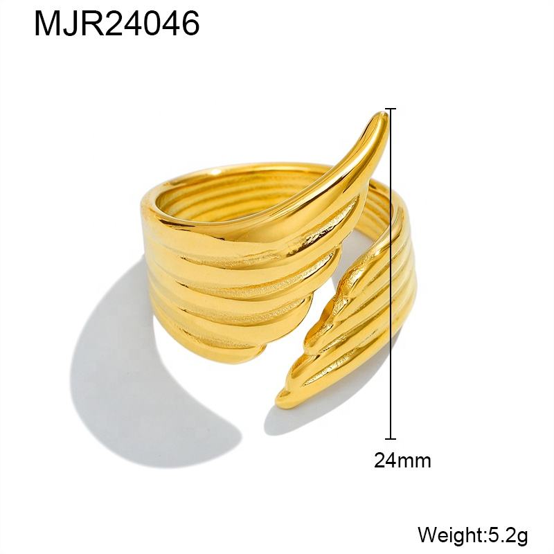 Angel Wings Ring